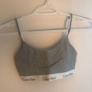 Calvin Klein bralette M
